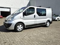 Gebraucht Opel Vivaro 114 PS (83 kW) 2010 Schwarz metallic Van / Kleinbus