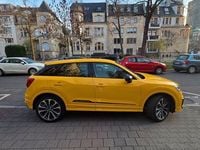 Gebraucht Audi SQ2 Ambiente 300 PS (220 kW) 2019 Gelb SUV