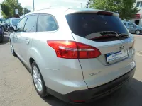 Gebraucht Ford Focus Titanium 125 PS (91 kW) 2017 Silber Limousine