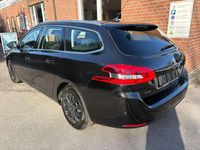 Gebraucht Peugeot 308 Allure 120 PS (88 kW) 2017 Schwarz Kombi