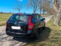 Second-hand Kia Ceed 126 CP (92 kW) 2010 Negru Hatchback