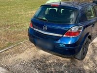 Gebraucht Opel Astra 126 PS (92 kW) 2009 Blau Kleinwagen