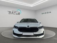 Gebraucht Skoda Superb Ambition 193 PS (141 kW) 2024 Purity weiss Kombi