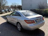 Gebraucht Mercedes E250 204 PS (150 kW) 2012 Grau Coupé
