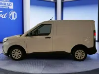 Käytetty Ford Transit Trend 101 HP (74 kW) 2024 Valkoinen Tila-auto
