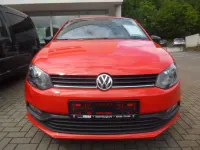 Gebraucht VW Polo Trendline 60 PS (44 kW) 2016 Flashrot Limousine