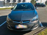 Gebraucht Opel Astra 140 PS (102 kW) 2015 Grau Kombi