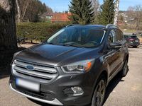 Usado Ford Kuga Titanium 150 HP (110 kW) 2016 Cinzento SUV