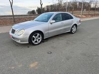 Gebraucht Mercedes E240 Avantgarde 177 PS (130 kW) 2003 Grau Limousine