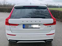Gebraucht Volvo XC60 190 PS (139 kW) 2017 Weiß SUV