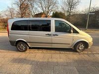 Gebraucht Mercedes Viano 160 PS (117 kW) 2012 Silber Van / Kleinbus