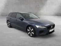 Gebraucht Volvo V60 Ultra 455 PS (334 kW) 2025 Blau Kombi