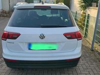 Gebraucht VW Tiguan 150 PS (110 kW) 2019 Weiß SUV