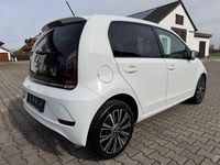 Second-hand VW up! Active 65 CP (47 kW) 2022 Alb Hatchback