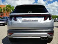 Neu Hyundai Tucson 150 PS (110 kW) 2026 Silber SUV