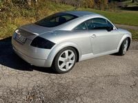 Second-hand Audi TT 179 CP (131 kW) 1999 Argintiu Coupe