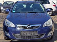 Gebraucht Opel Astra Edition 110 PS (80 kW) 2012 Royal blau (s2) Kombi