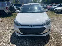 Gebraucht Hyundai i20 75 PS (55 kW) 2018 Weiß Limousine