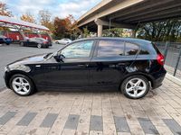 Gebraucht BMW 118 143 PS (105 kW) 2010 Schwarz Kleinwagen