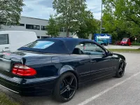 Gebraucht Mercedes CLK230 197 PS (144 kW) 2001 Blau Cabrio
