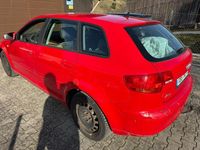 Gebraucht Audi A3 Attraction 140 PS (102 kW) 2007 Rot Kleinwagen