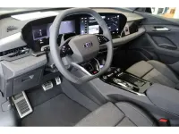Neu Audi Q6 e-tron S-Line 225 kW (306 PS) 2026 Mythosschwarz metallic SUV