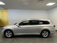 Usata VW Passat Elegance 200 CV (147 kW) 2023 Argento Station wagon