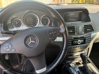Gebraucht Mercedes E250 204 PS (150 kW) 2011 Schwarz Cabrio