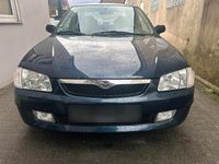 Gebraucht Mazda 323 89 PS (65 kW) 2000 Schwarz Limousine