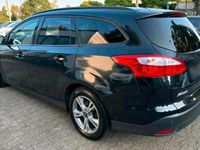 Gebraucht Ford Focus 100 PS (73 kW) 2013 Schwarz Kombi