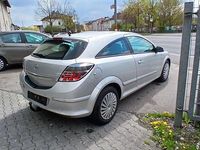 Gebraucht Opel Astra GTC 90 PS (66 kW) 2008 Silber Coupé