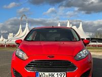 Gebraucht Ford Fiesta 80 PS (58 kW) 2014 Rot Limousine