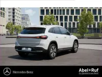 Gebraucht Mercedes EQA250 Progressive 139 kW (190 PS) 2025 Weiß SUV