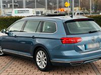 Gebraucht VW Passat 190 PS (139 kW) 2015 Blau Limousine