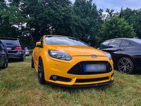 Gebraucht Ford Focus ST 250 PS (183 kW) 2013 Gelb Limousine