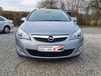 Gebraucht Opel Astra Design Edition 116 PS (85 kW) 2011 Silber Kombi