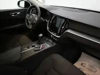 Używany Volvo V60 150 KM (110 kW) 2019 Czarny Kombi