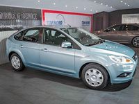 Gebraucht Ford Focus 80 PS (58 kW) 2010 Grau Limousine