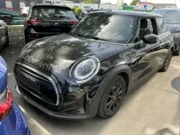 Gebraucht Mini Cooper Essential 136 PS (100 kW) 2022 Schwarz Kleinwagen