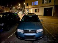 Second-hand Skoda Fabia 101 CP (74 kW) 2004 Argintiu Berlinǎ