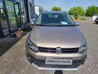 Gebraucht VW Polo Cross 90 PS (66 kW) 2015 Titanium beige metallic Kleinwagen