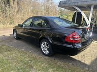 Gebraucht Mercedes E270 Classic 177 PS (130 kW) 2004 Schwarz Limousine