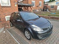 Gebraucht Renault Clio II 86 PS (63 kW) 2005 Grau Kleinwagen