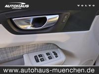 Gebraucht Volvo XC60 Core 145 PS (106 kW) 2023 Blau SUV