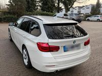 Gebraucht BMW 318 Advantage 150 PS (110 kW) 2017 Kombi