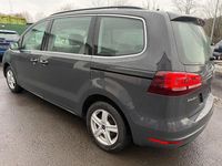 Gebraucht VW Sharan Comfortline 150 PS (110 kW) 2022 Uranograu Van / Kleinbus