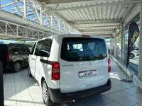 Neu Opel Vivaro 179 PS (131 kW) 2026 Kaolin weiß Van / Kleinbus