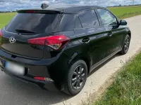 Gebraucht Hyundai i20 YES! 101 PS (74 kW) 2017 Schwarz Kleinwagen