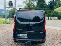 Gebraucht Ford Transit Custom 155 PS (114 kW) 2016 Schwarz Van / Kleinbus