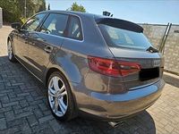 Gebraucht Audi A3 S-Line 140 PS (102 kW) 2013 Grau Limousine